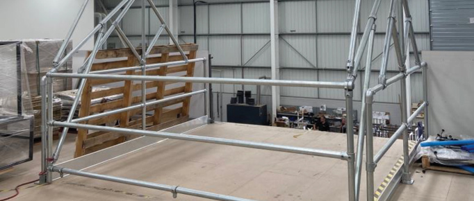 Kee Pivot Pallet Gate & Mezzanine Safety Gate - Kee Safety