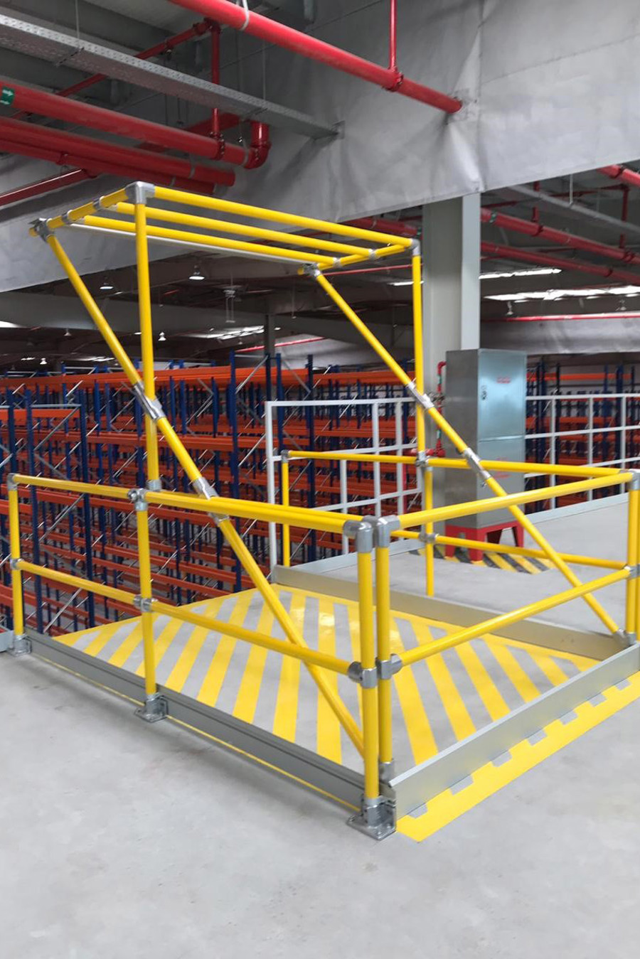 Kee Pivot Pallet Gate & Mezzanine Safety Gate Kee Safety