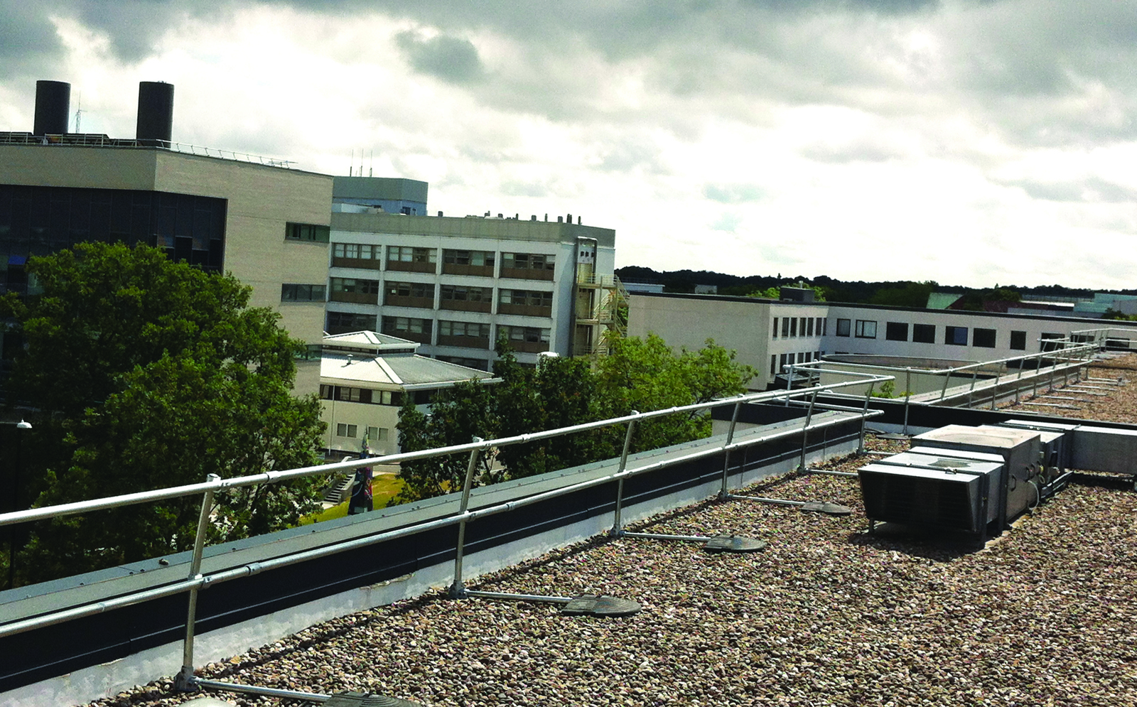 The Difference Between Active and Passive Fall Protection Systems Kee