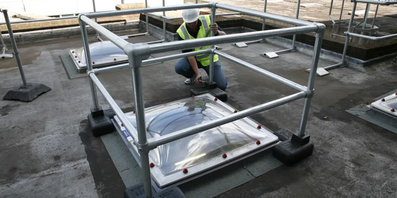 OSHA vs. CAL-OSHA Safety Railing Requirements: Key Differences Every ...