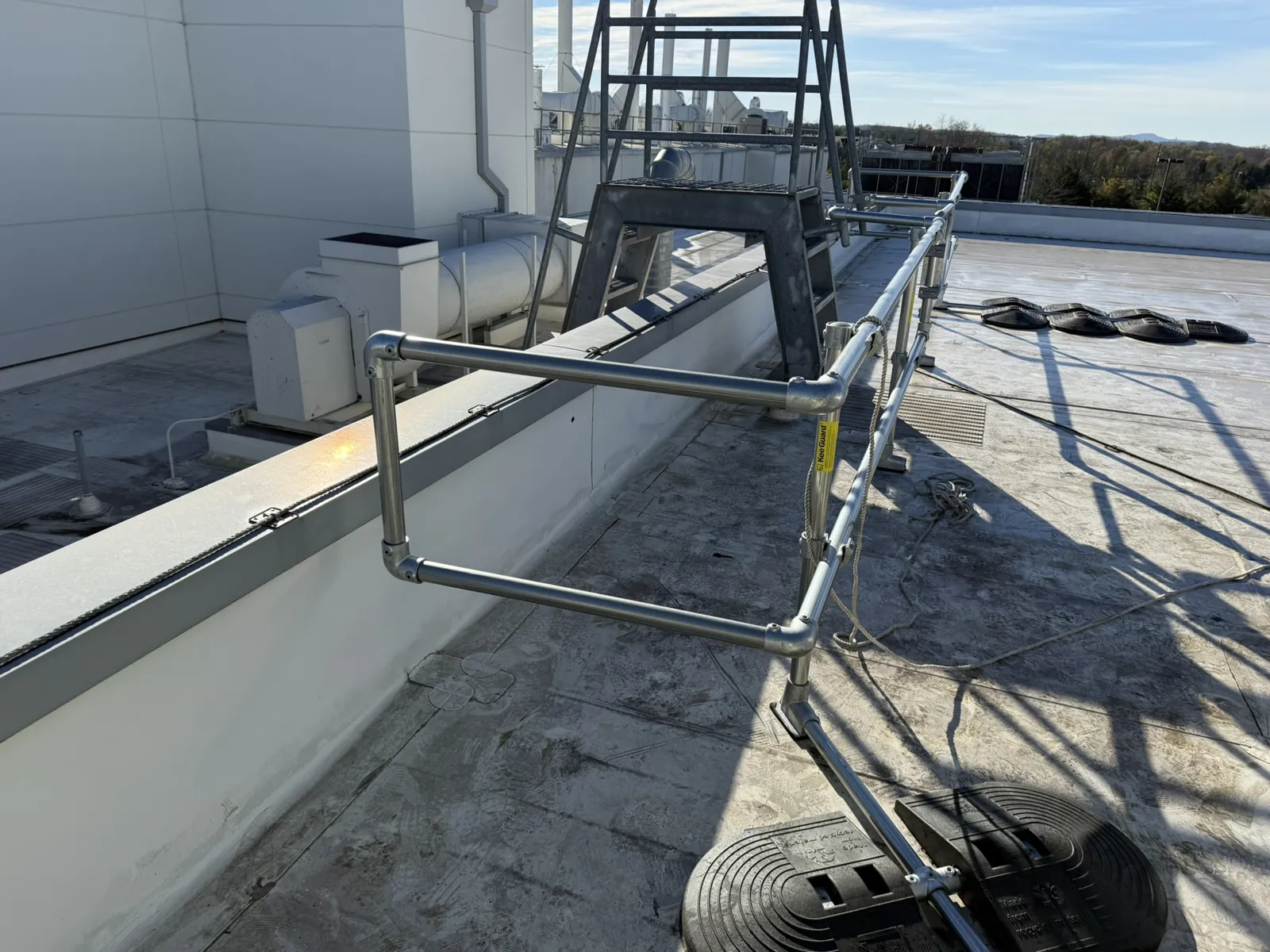 Charles River Laboratories Rooftop Fall Protection Project - Kee Safety