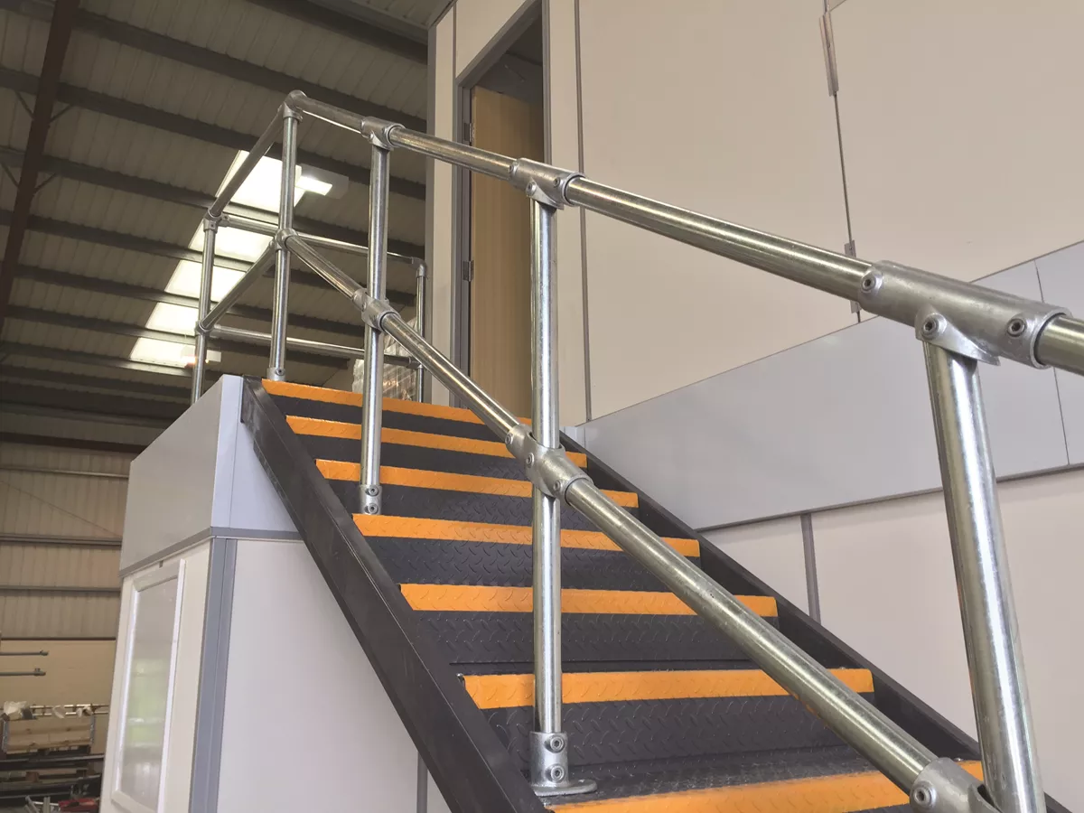 Modular Pipe And Rail Fittings