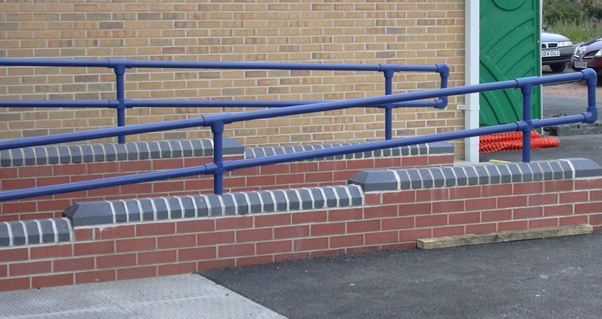 Kee Klamp® Pipe Fittings - Modular Guardrail & Railing Systems - Kee Safety